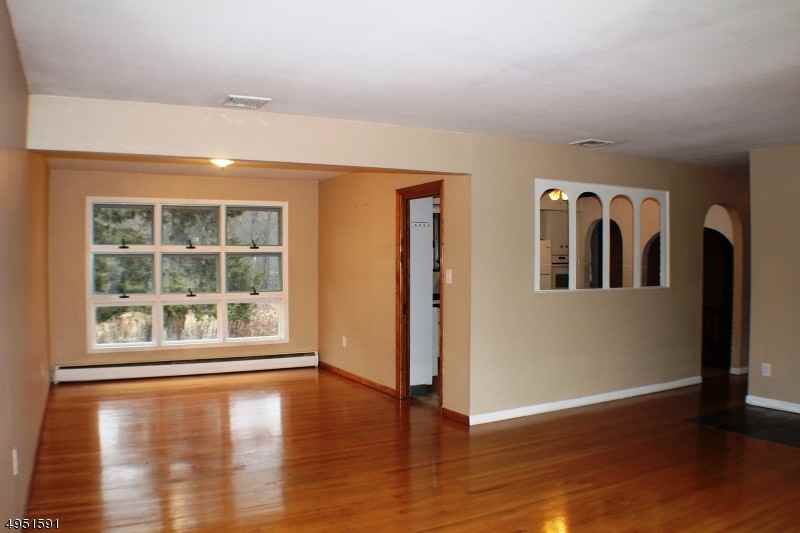 12 Roe-Ri Rd - Photo 3 of 9