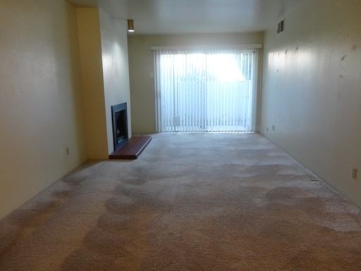 1170 Foothill Dr - Photo 2 of 5