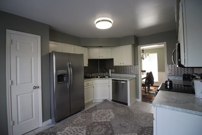 7832 Farmington Place - Photo 3 of 16