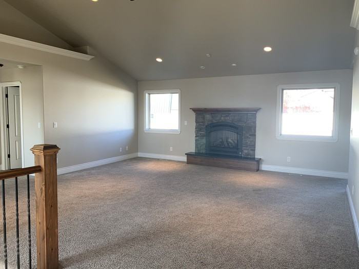 218 W Putnam Mountain Loop - Photo 2 of 42