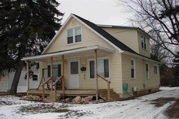 246 S Elm St - Photo 2 of 9