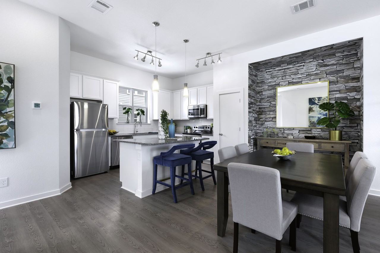 Trailside Oaks - Photo 4 of 39