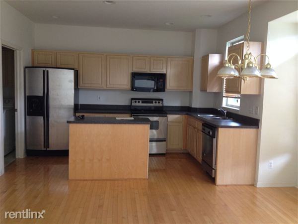 4413 Gateway Cir - Photo 2 of 3