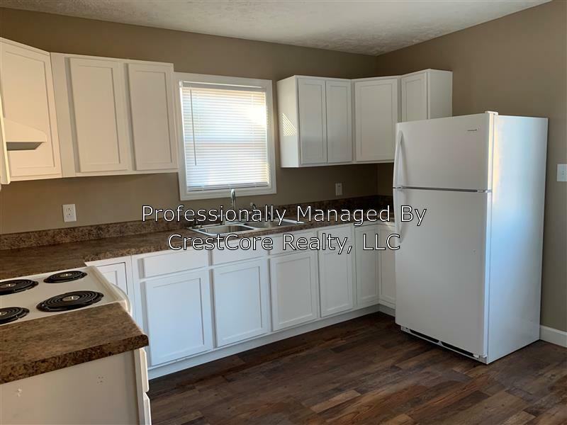 430 Prince Ave - Photo 3 of 5