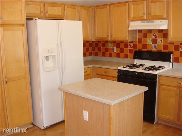 3957 Irvin Ave - Photo 3 of 18