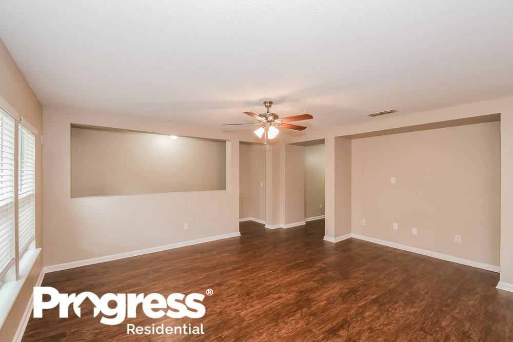 3859 Marsh Bluff Dr - Photo 3 of 21