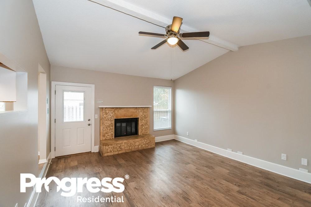 11330 Monument Ridge Dr - Photo 3 of 21