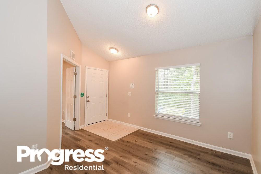 2765 Acorn Park Dr N - Photo 3 of 21