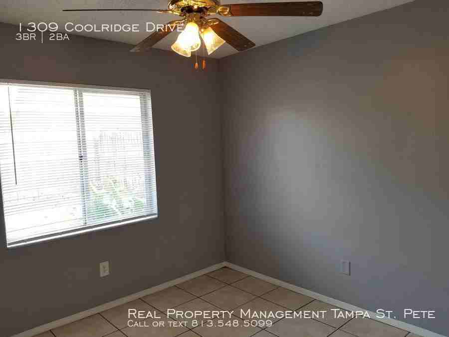 1309 Coolridge Drive - Photo 2 of 19