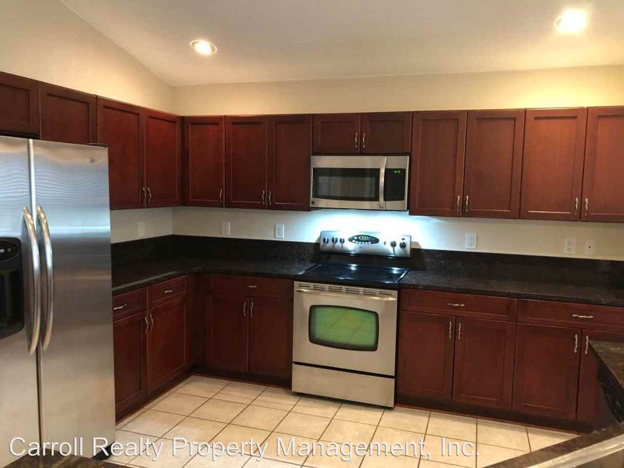 3478 Cherry Ridge Rd - Photo 3 of 20