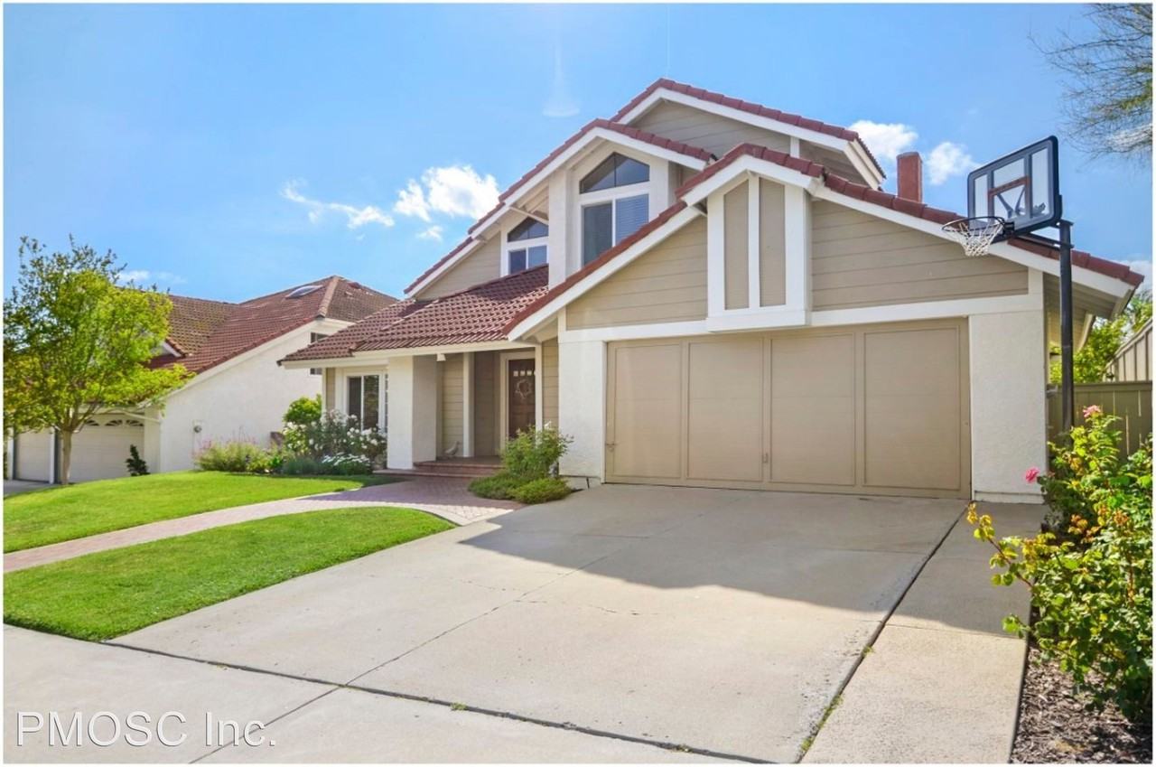 28701 Mira Vista - Photo 2 of 27