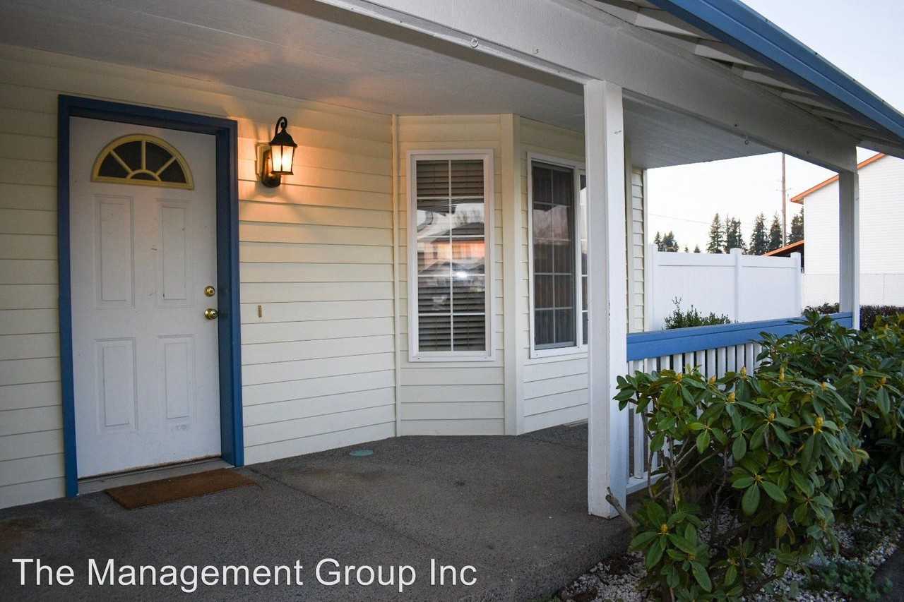 7508 Ne 163rd Avenue - Photo 2 of 32