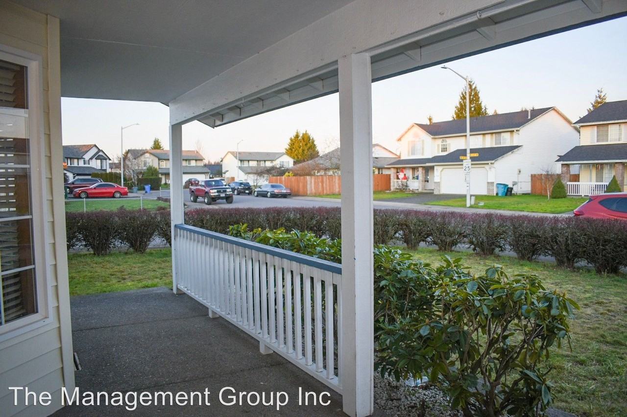 7508 Ne 163rd Avenue - Photo 3 of 32