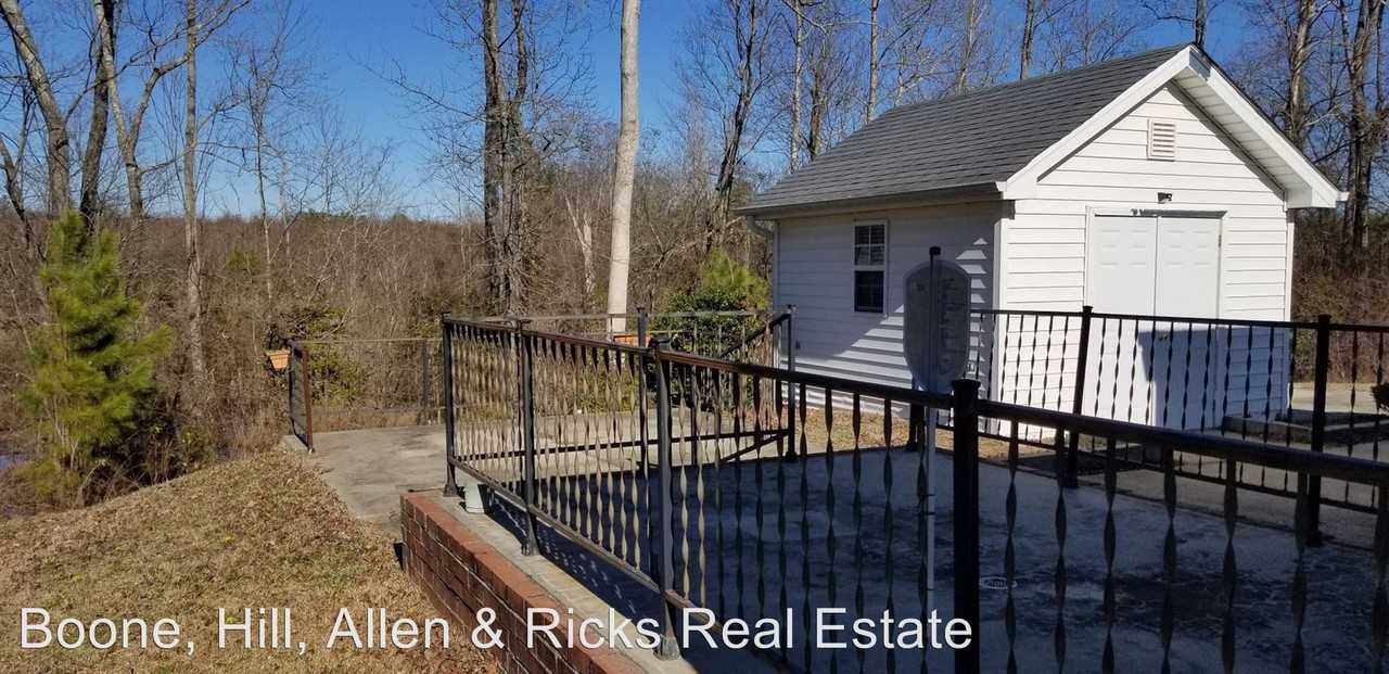 1734 Hunterbrook Lane - Photo 3 of 15