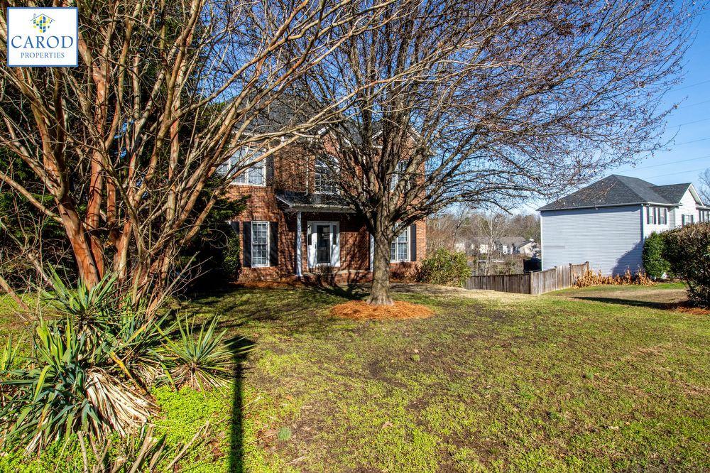 12312 Sandringham Place - Photo 2 of 39