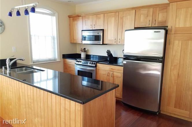 157 Waterman St #27 - Photo 2 of 6