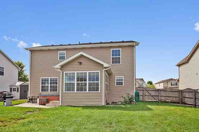 717 Maplewood - Photo 2 of 18