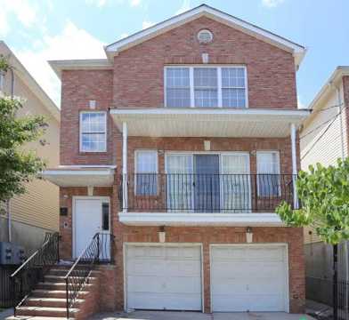 117 Hudson Street 3rd Floor 3 Master Suit Newark Nj