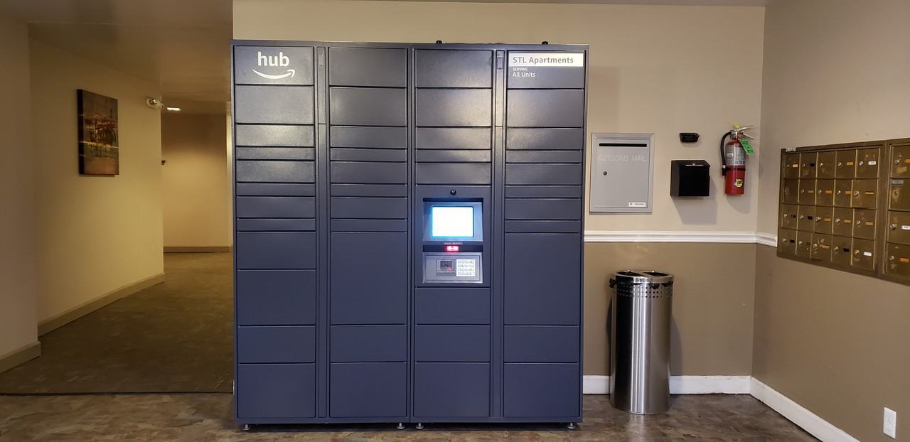 5295 Waterman Blvd - Photo 3 of 3