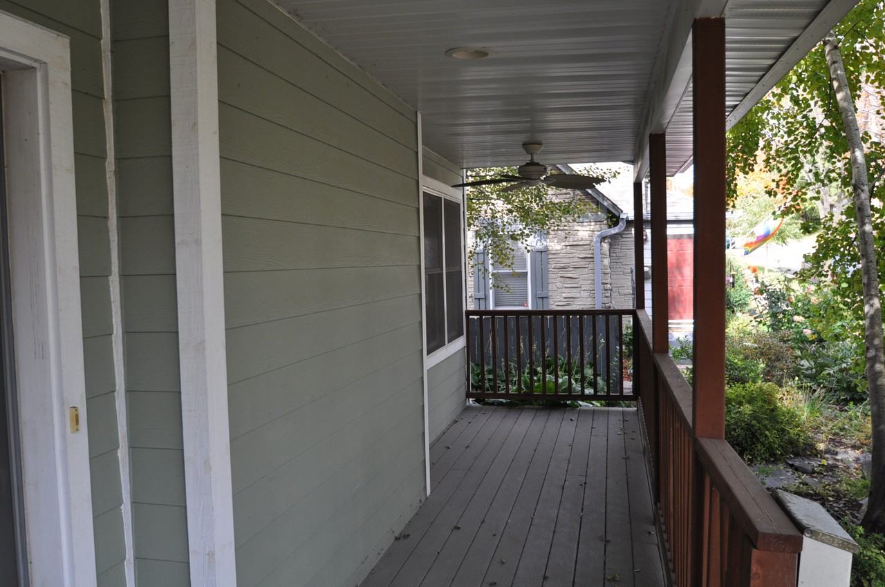 3614 2 1/2 St Ne - Photo 3 of 19