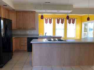 1911 Belford Ct - Photo 2 of 13