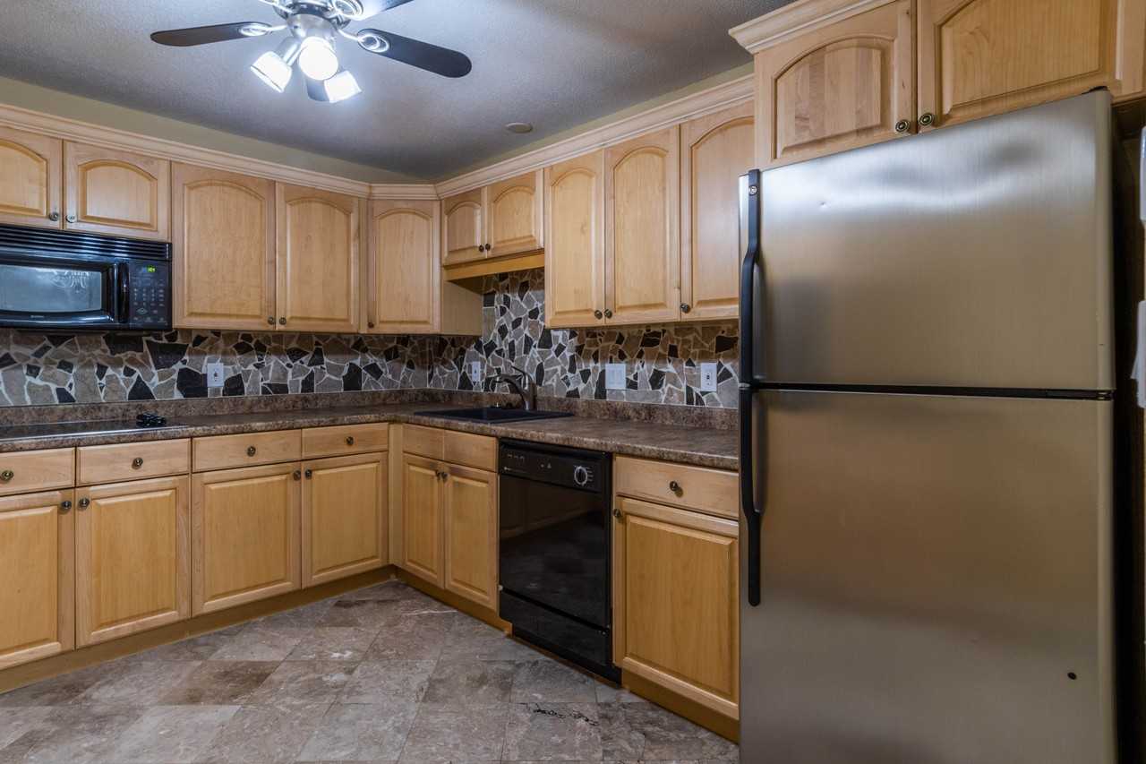 4 Autumn Leaf Dr - Photo 2 of 17