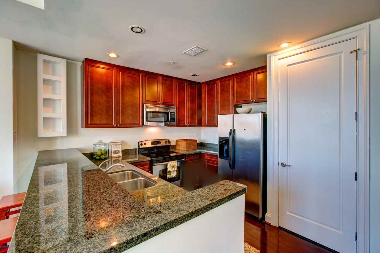 301 Virginia St #1102 - Photo 2 of 23