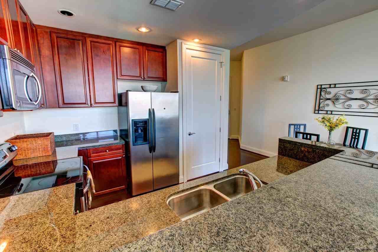 301 Virginia St #1102 - Photo 4 of 23