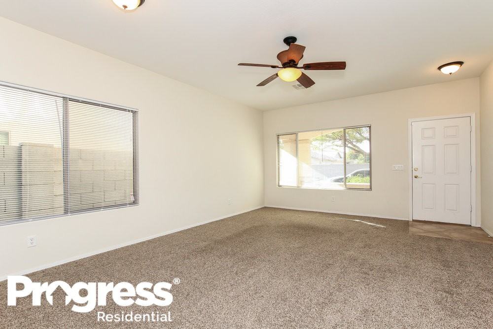 15325 N 146th Ave - Photo 3 of 16