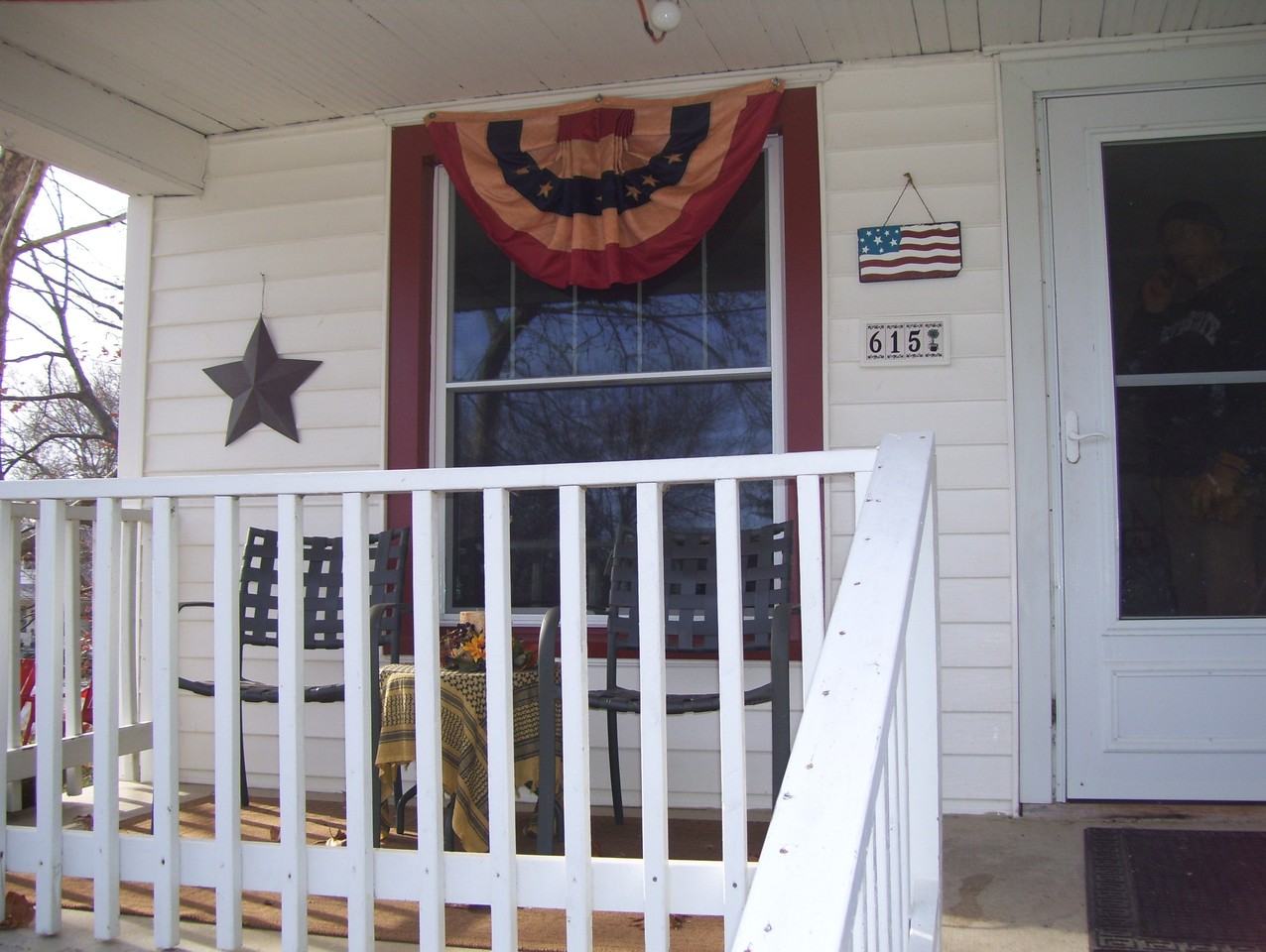 615 Birch St - Photo 2 of 17