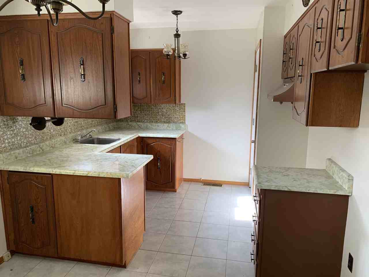 Highman - Photo 2 of 5