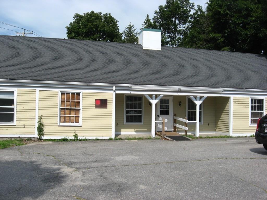 48 Main St Sturbridge Unit 0 - Photo 3 of 23