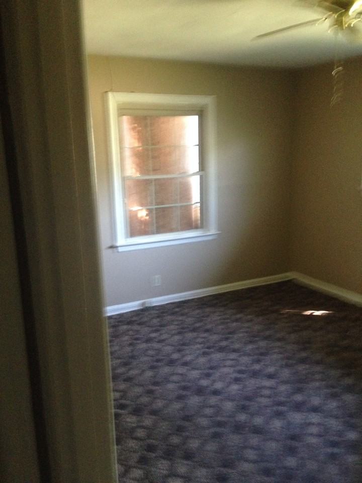 217 Bettis St - Photo 2 of 3