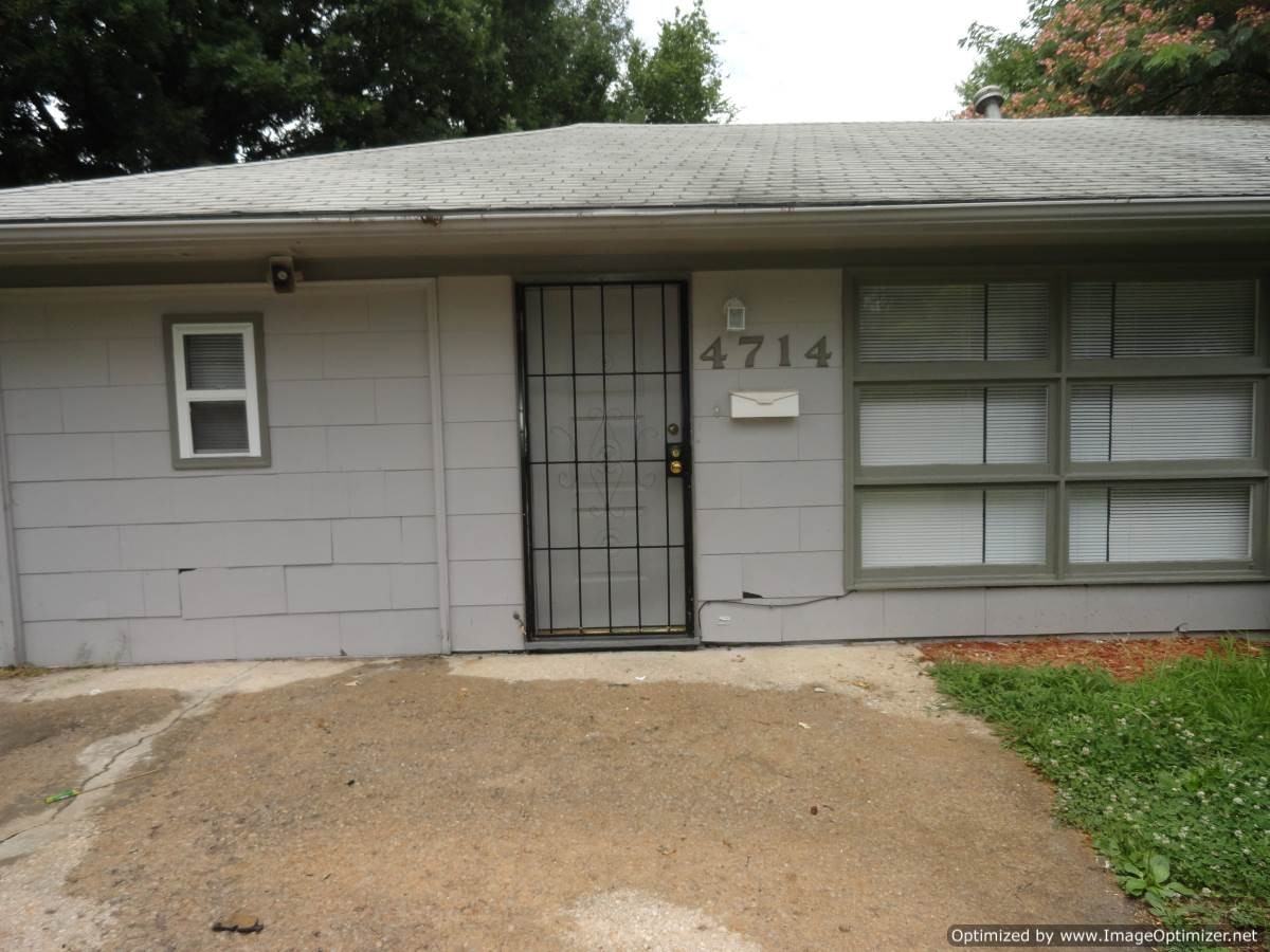 4714 E 44 Terrace - Photo 2 of 22