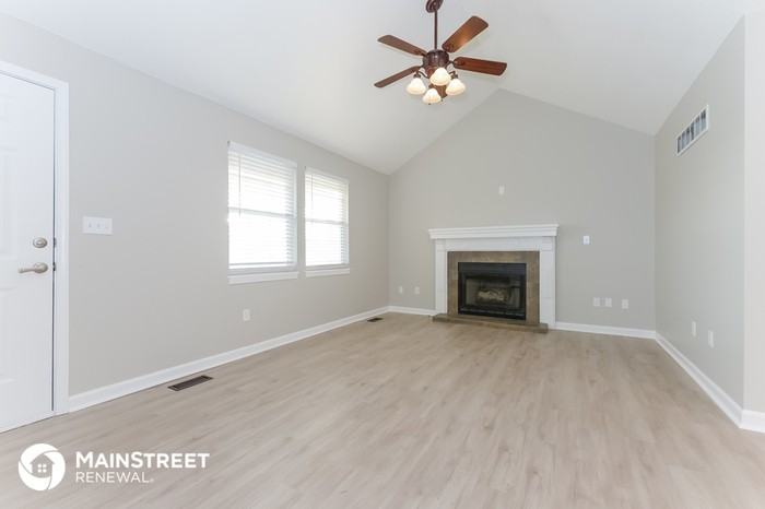 1630 South Whitney Drive - Photo 2 of 15