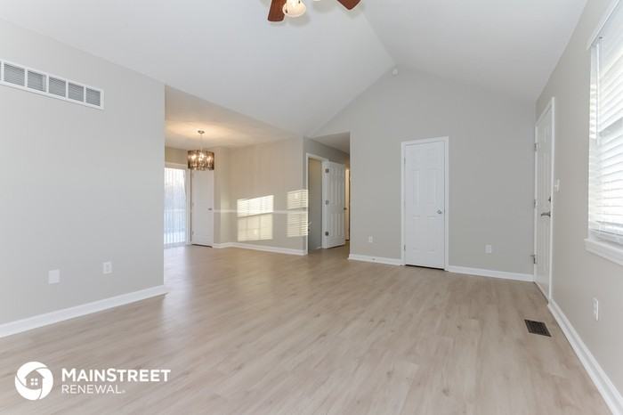 1630 South Whitney Drive - Photo 3 of 15