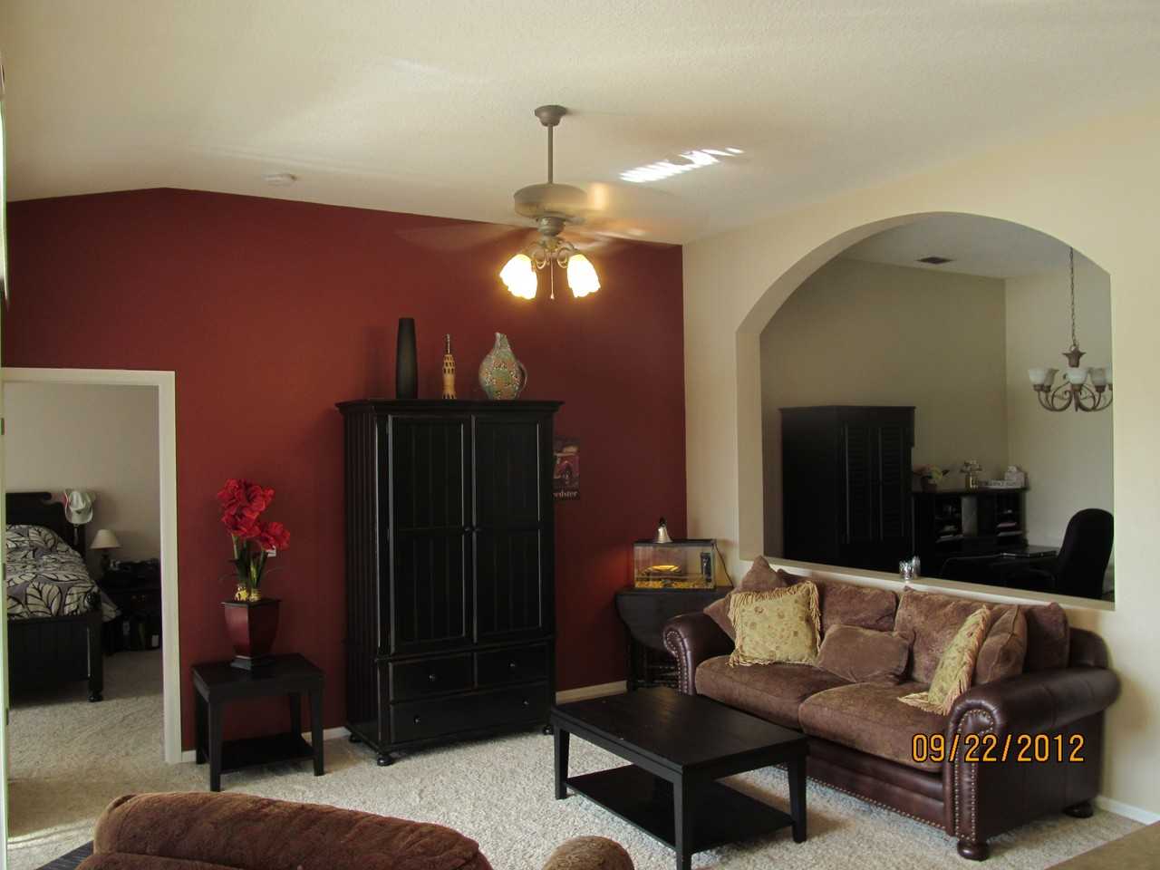 1408 Avonwood Ct - Photo 3 of 12