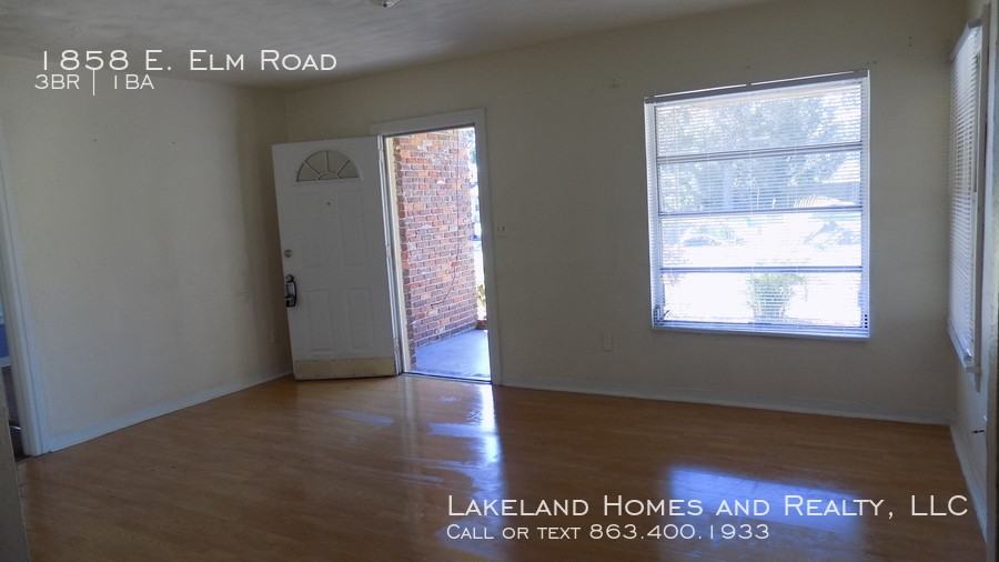 1858 E. Elm Road - Photo 3 of 19