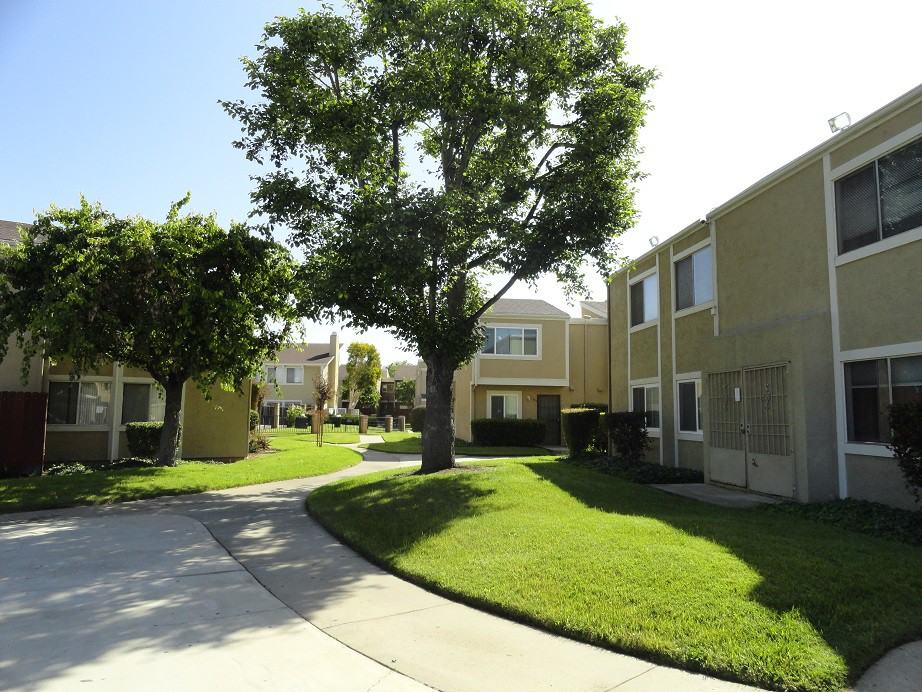 N Midway Dr & E Washington Ave - Photo 5 of 9