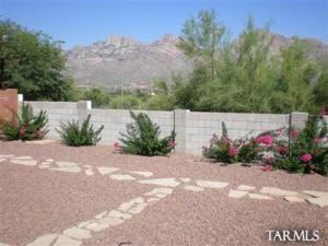 671 W Sendero Claro - Photo 2 of 9