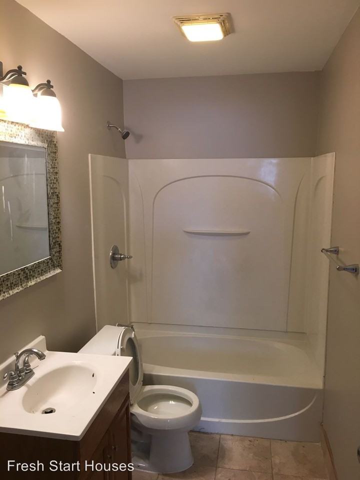 7894 Pegler Blvd - Photo 2 of 8