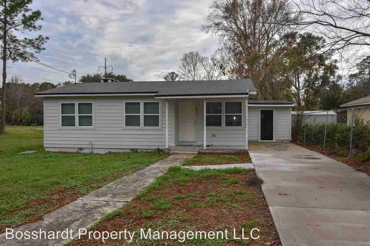 1222 Se 10th Street - Photo 2 of 25