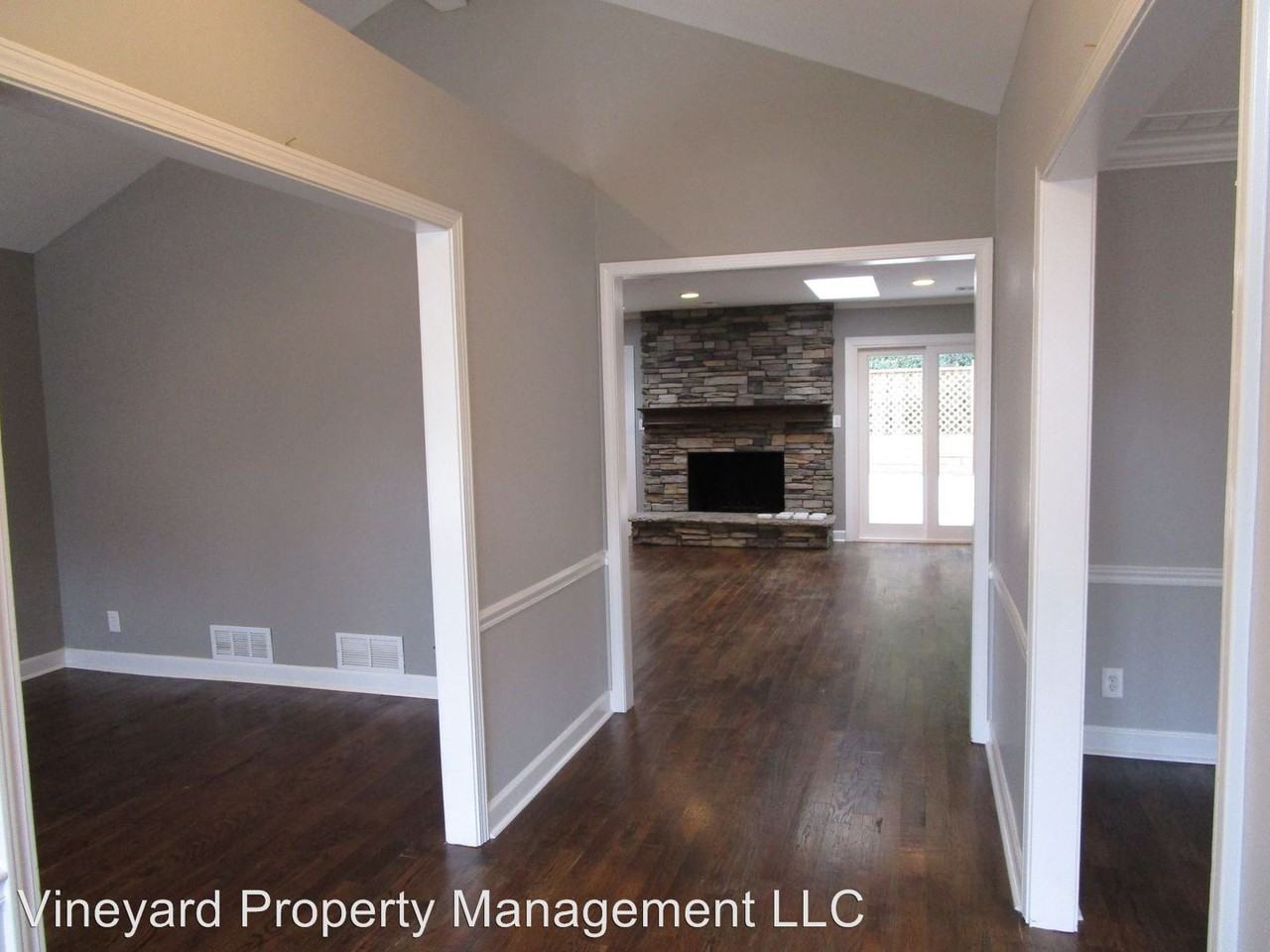 1190 Oakhaven Drive - Photo 2 of 33