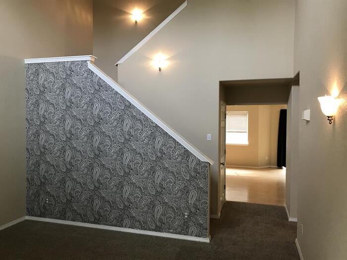 1827 Yew Avenue Northeast - Photo 2 of 12