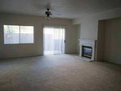 1229 W Spruce Ave - Photo 3 of 8