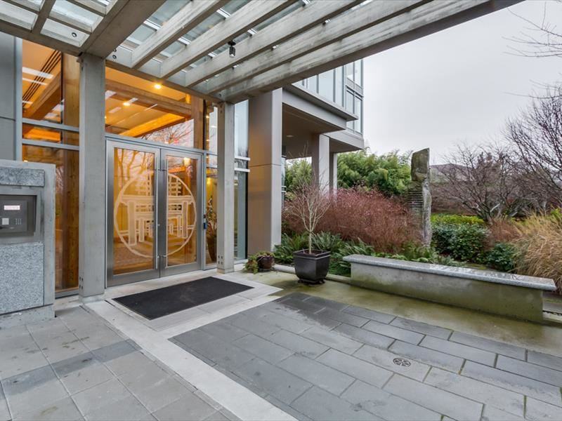 2688 West Mall ##503 - Photo 3 of 20