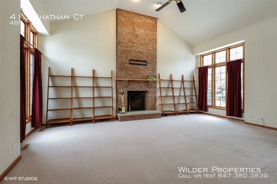413 Chatham Ct - Photo 2 of 10