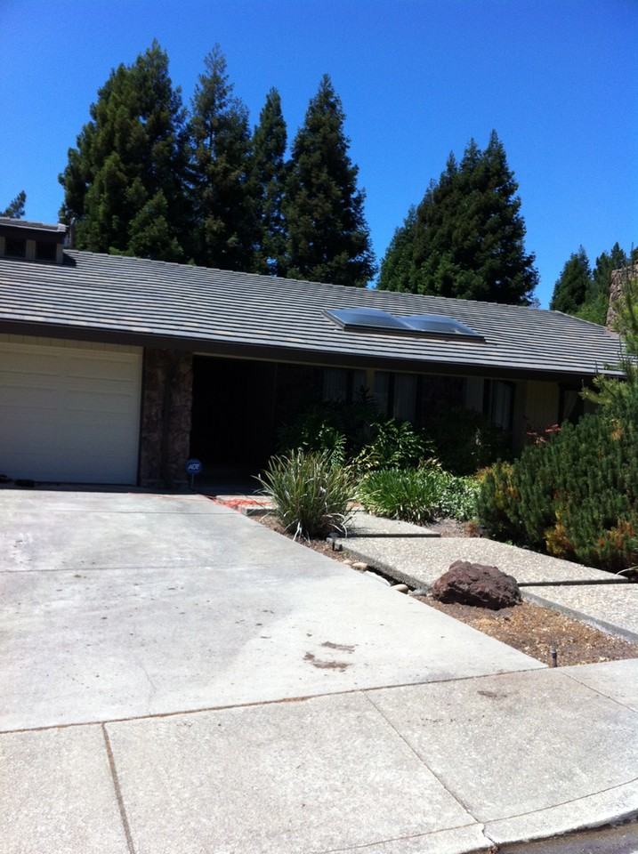 327 Clarkin Court - Photo 2 of 20