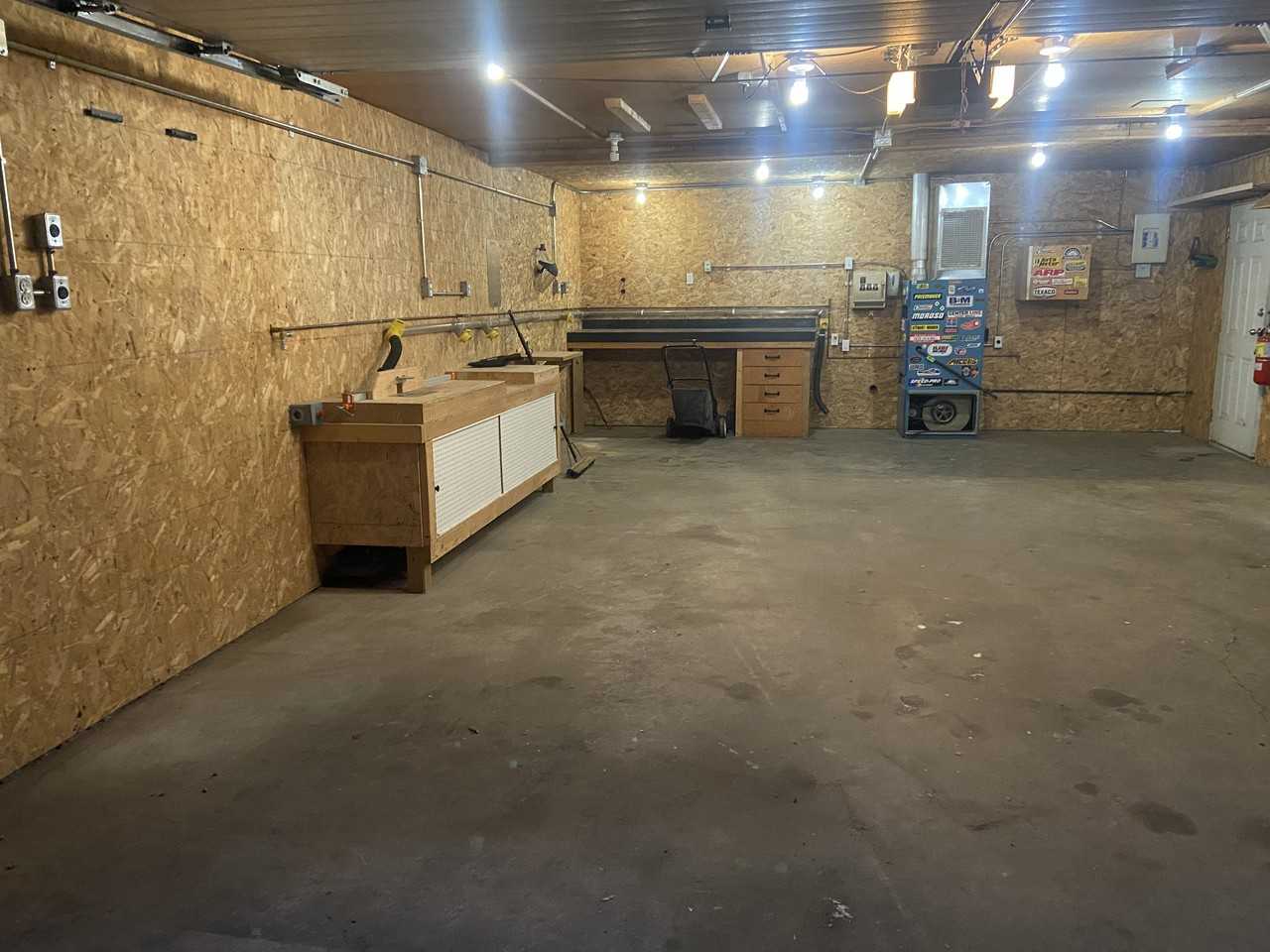 7007 132A Avenue Northwest - Photo 3 of 17