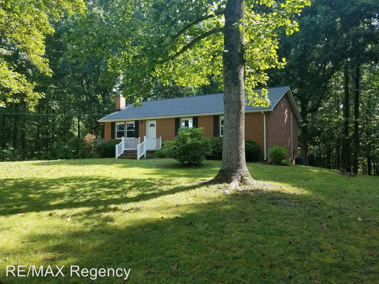 2703 Indian Run Road - Photo 3 of 30